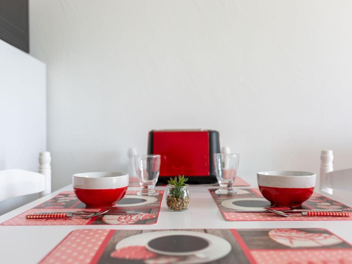 Simplistic Holiday Home In Grandcamp With Garden Dış mekan fotoğraf